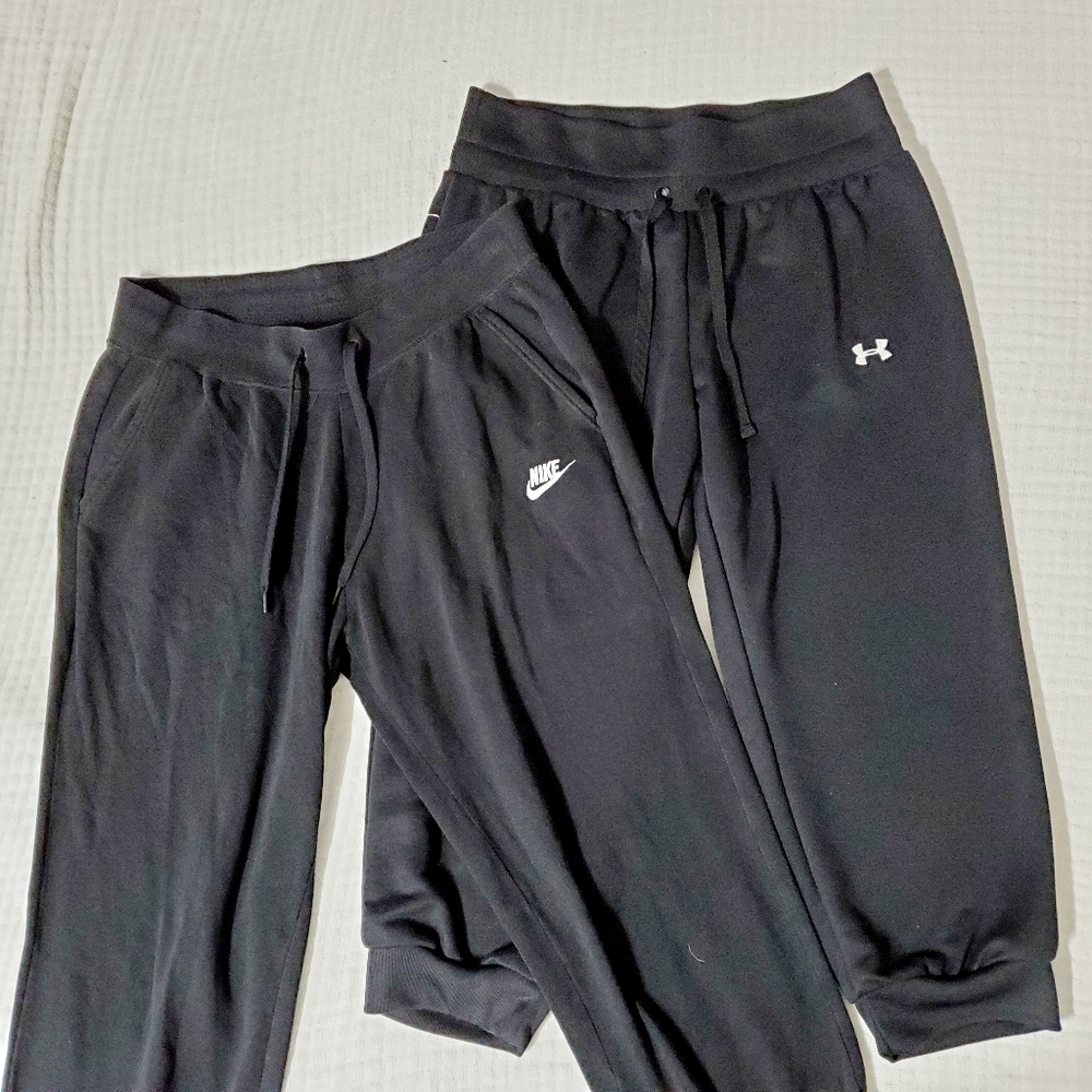 Under Armour & Nike Medium Black Joggers